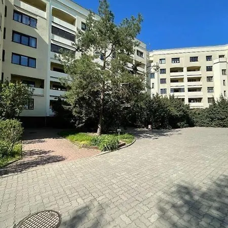 Na Na Ulicy Andersa 26 * Varsovia